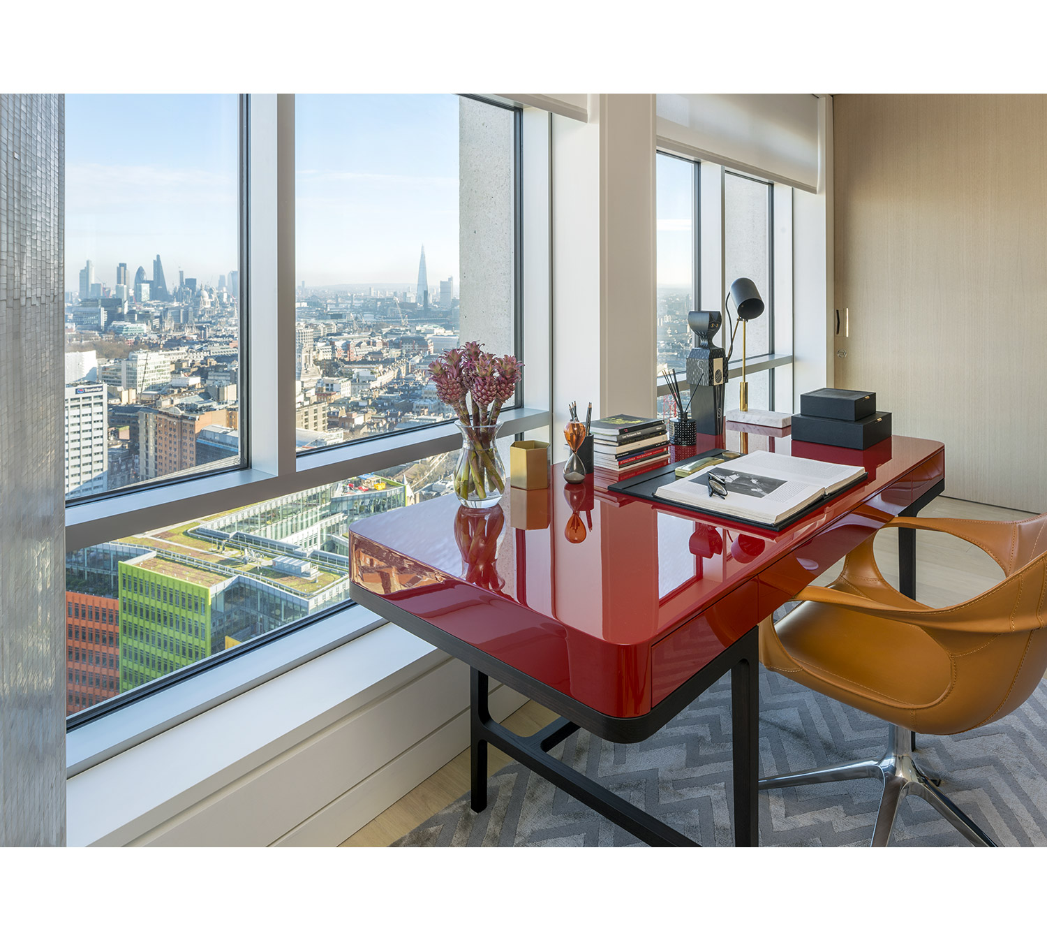 Centre Point Residences. Almacantar